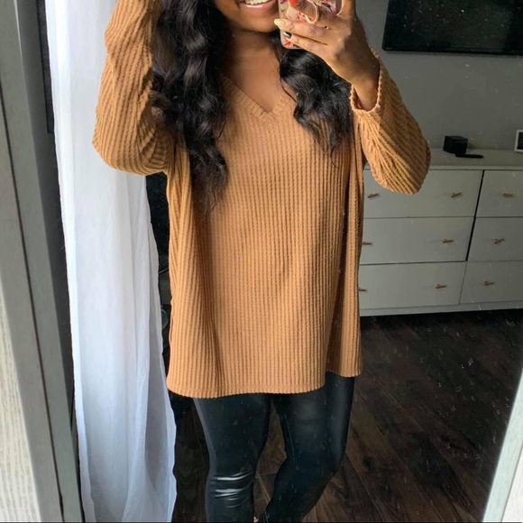 Oversized Sweater - Picture 4 of 7